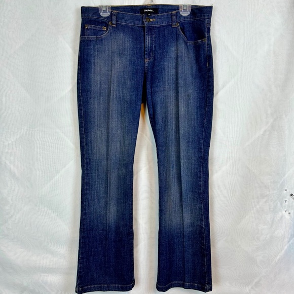 Women’s Daisy Fuentes Low Rise Boot Cut Jeans / Size 12 Petite - Picture 1 of 11